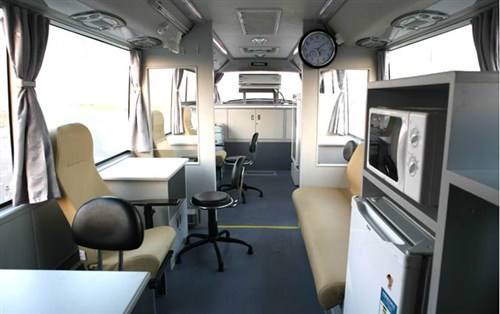 献血车安全吗？生产厂家通过这三点告诉你非常安全。02