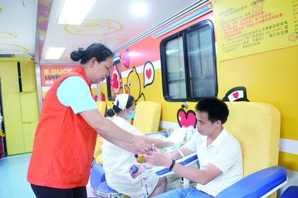 献血车给91抖音视频在线观看带来什么好处？01